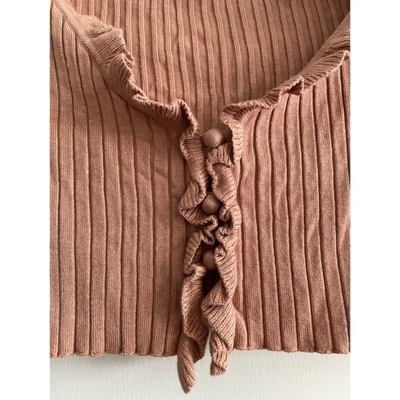 UO Rory Ruffle Shrunken Cardigan - Picture 4 of 6